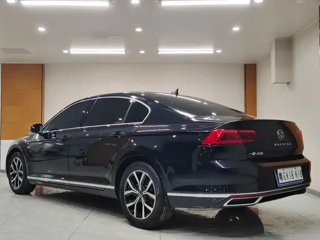 Volkswagen Magotan 2022 из CN, фото 7
