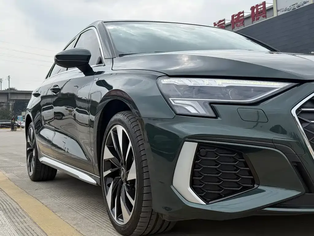 Audi A3 2023 из CN, фото 6