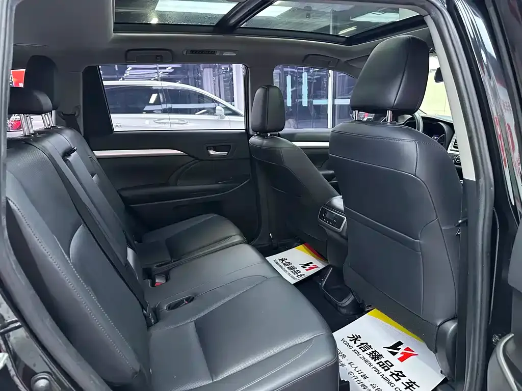 Toyota Highlander 2021 из CN, фото 9