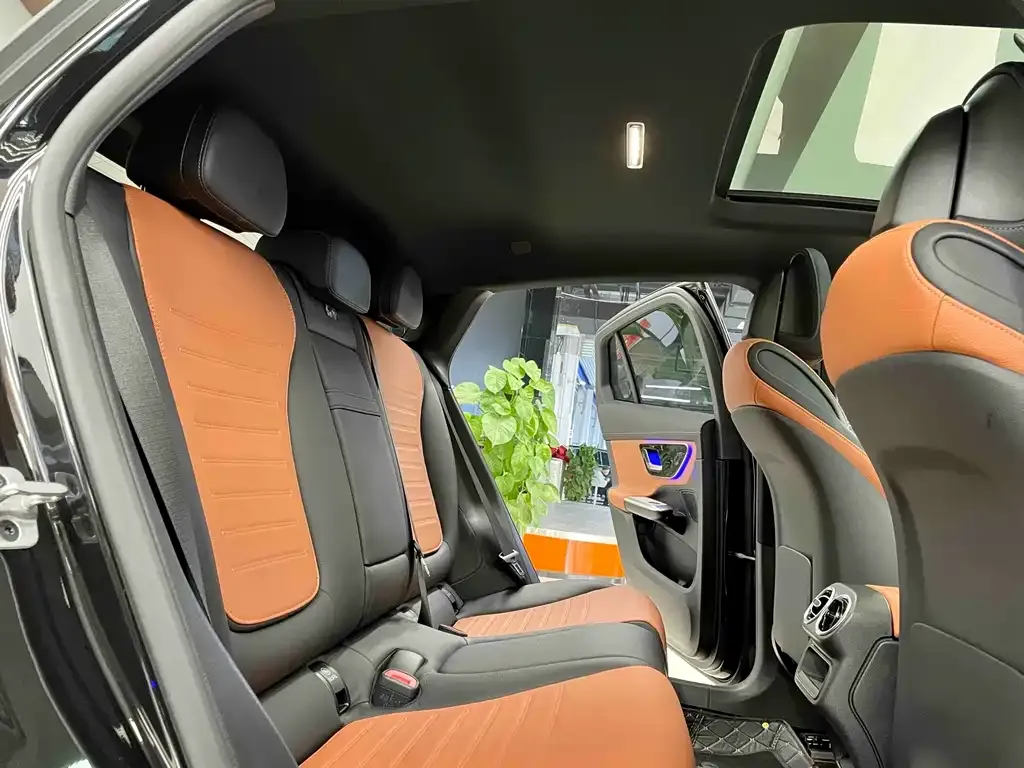 Mercedes-Benz GLC Coupe 2025 из CN, фото 2