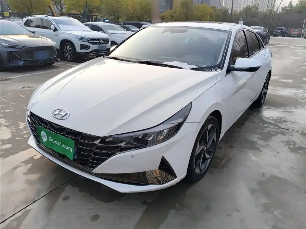 Hyundai Elantra 2022 из CN, фото 10