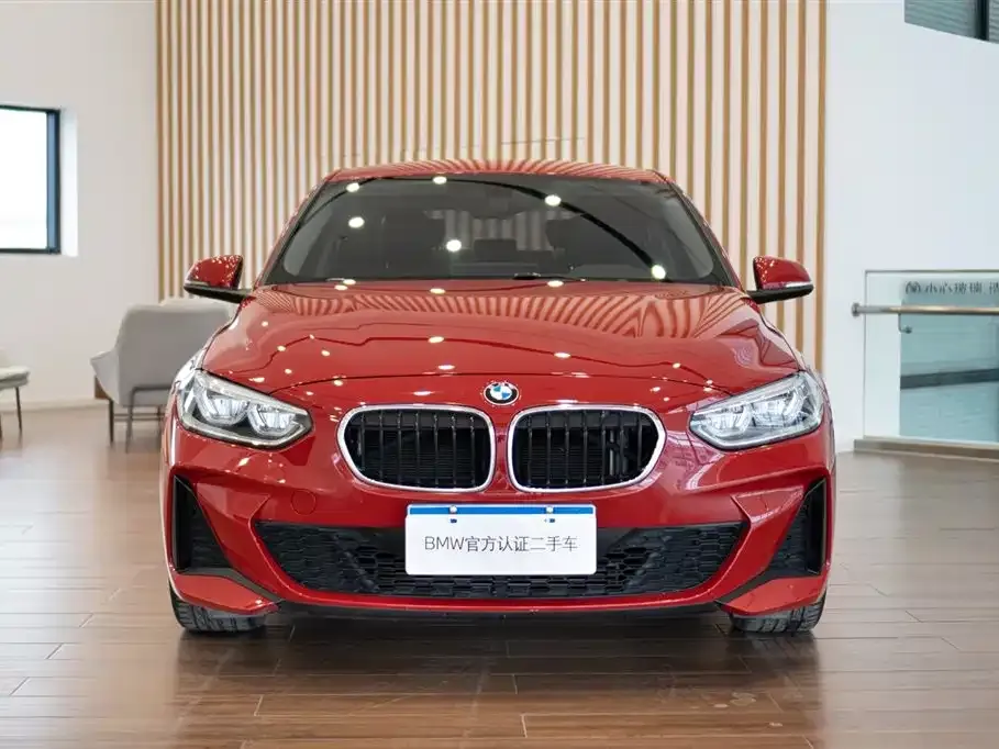 BMW 1 Series 2022 из CN, фото 4