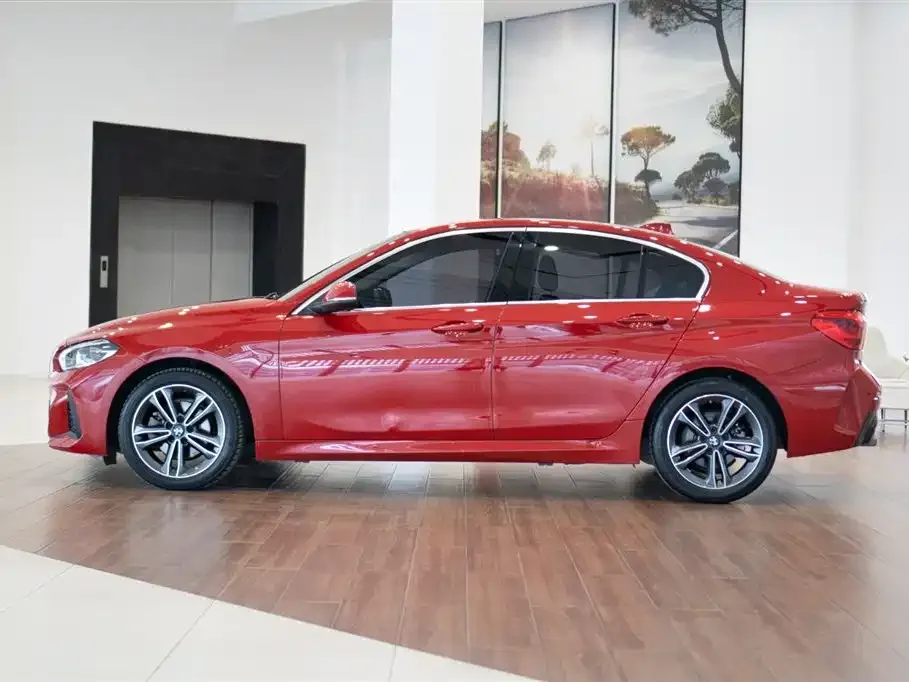 BMW 1 Series 2022 из CN, фото 8