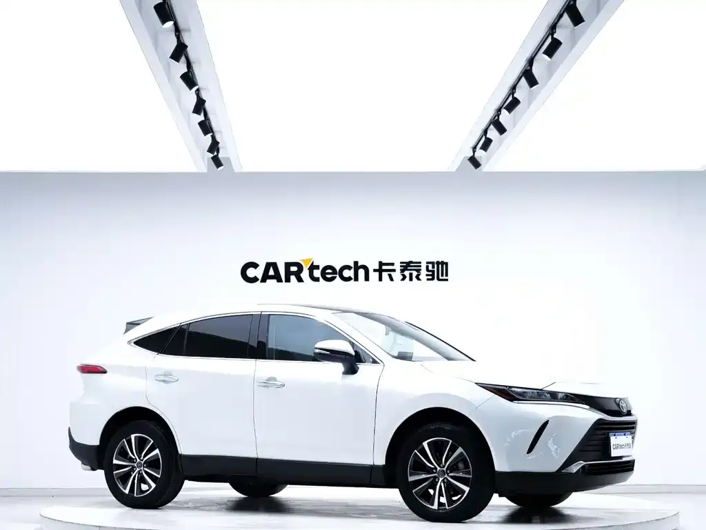 Toyota Harrier 2022 из CN, фото 3