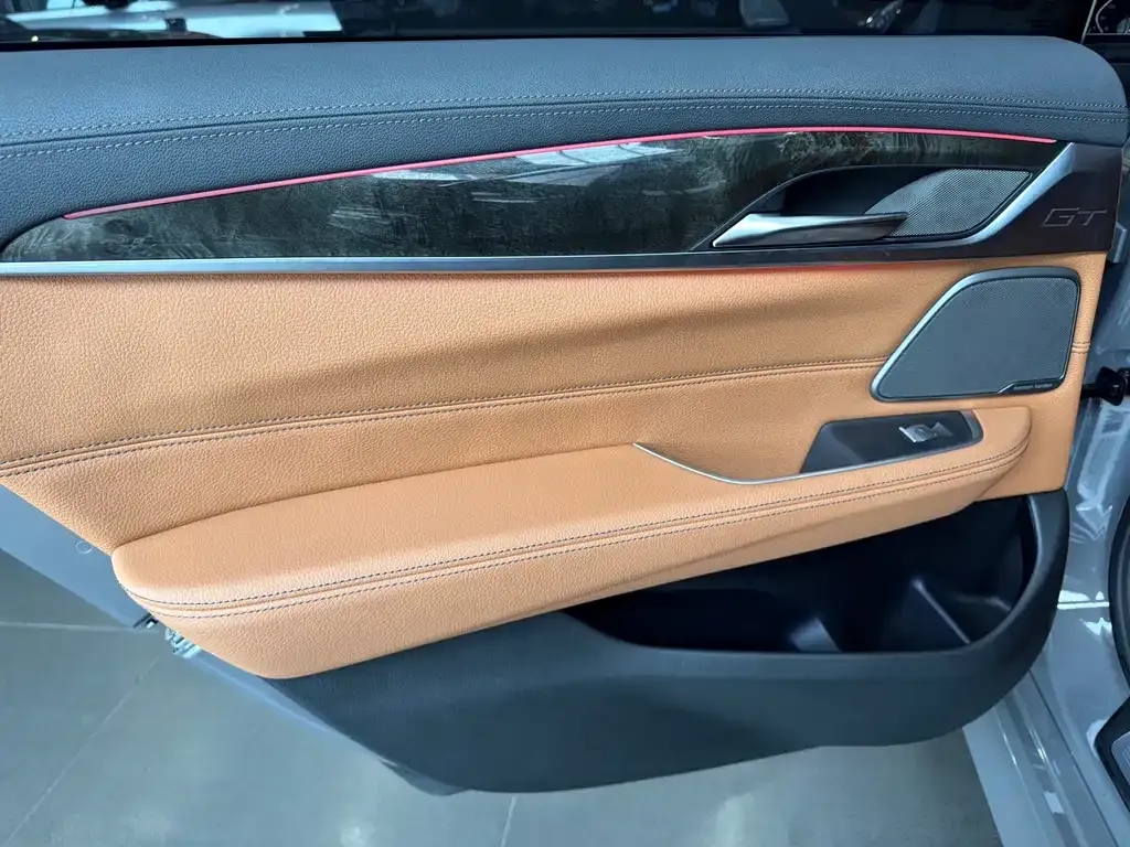 BMW 6 Series GT — фото 10