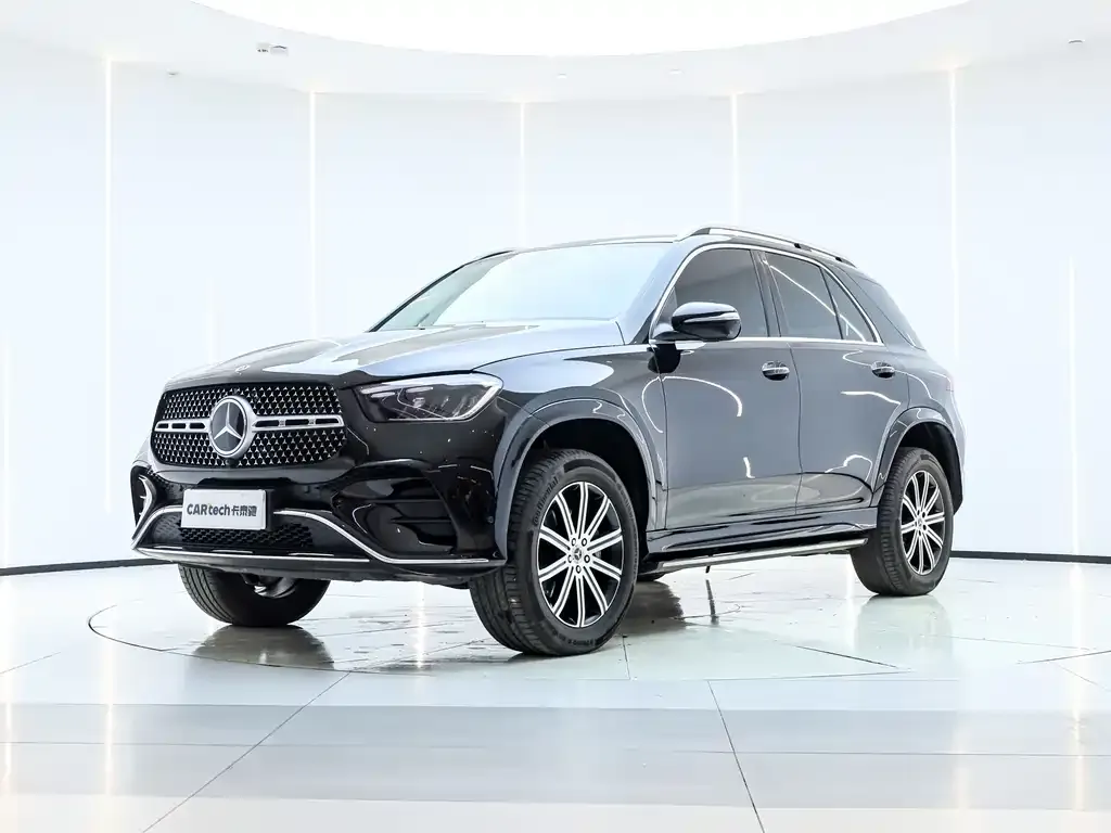 Mercedes-Benz GLE — фото 1