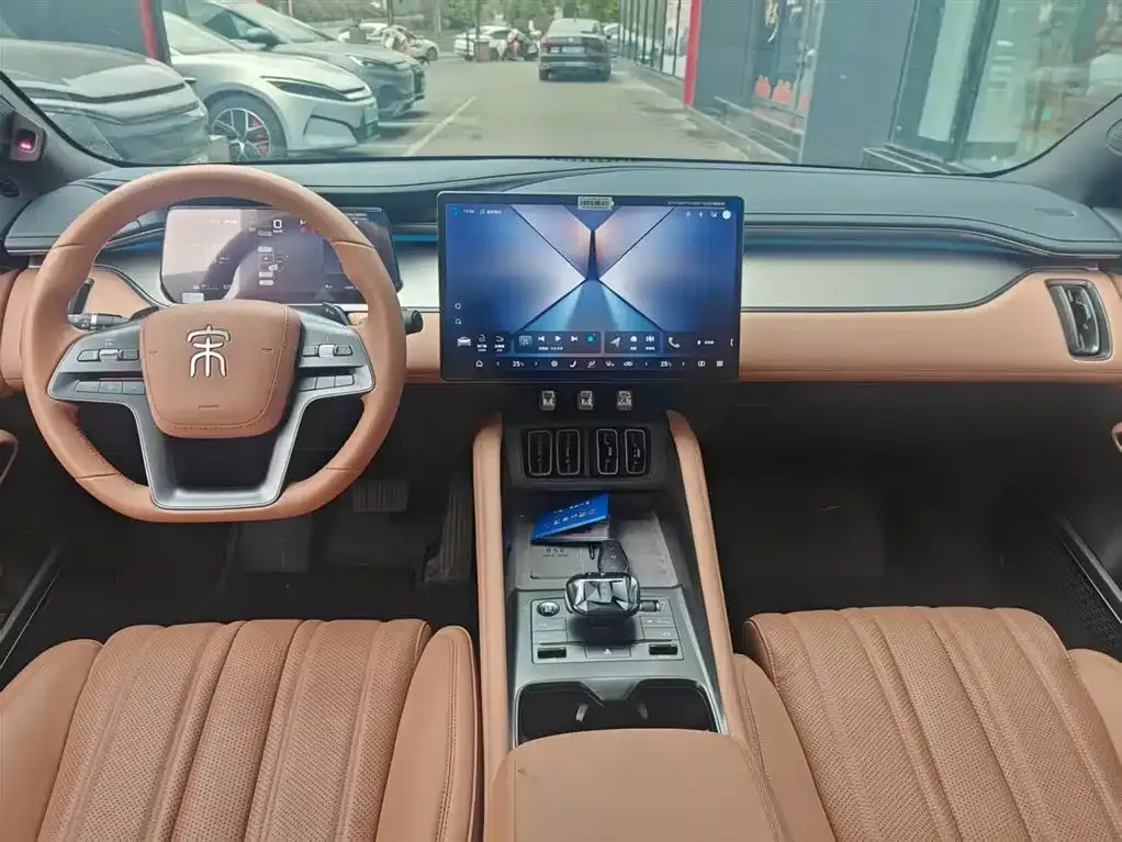 BYD L EV 2025 из CN, фото 3