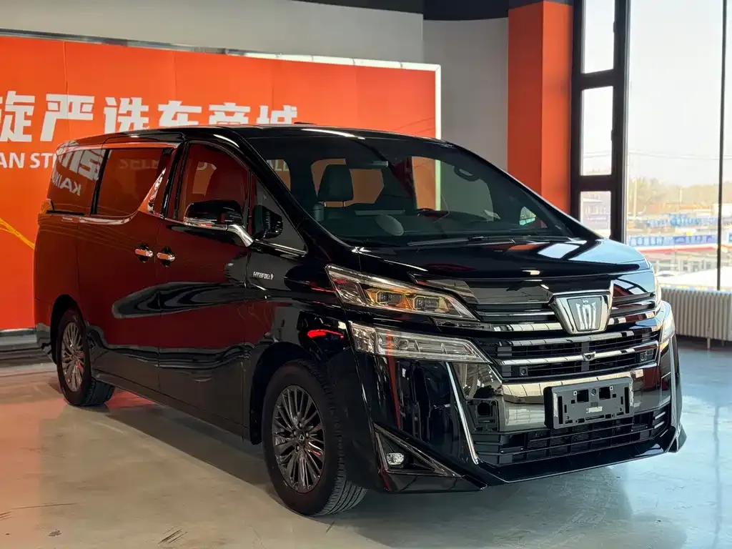 Toyota Vellfire — фото 7