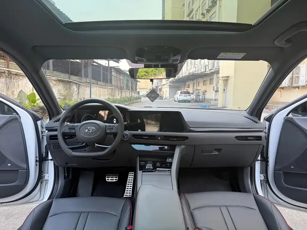 Hyundai Sonata 2021 из CN, фото 10