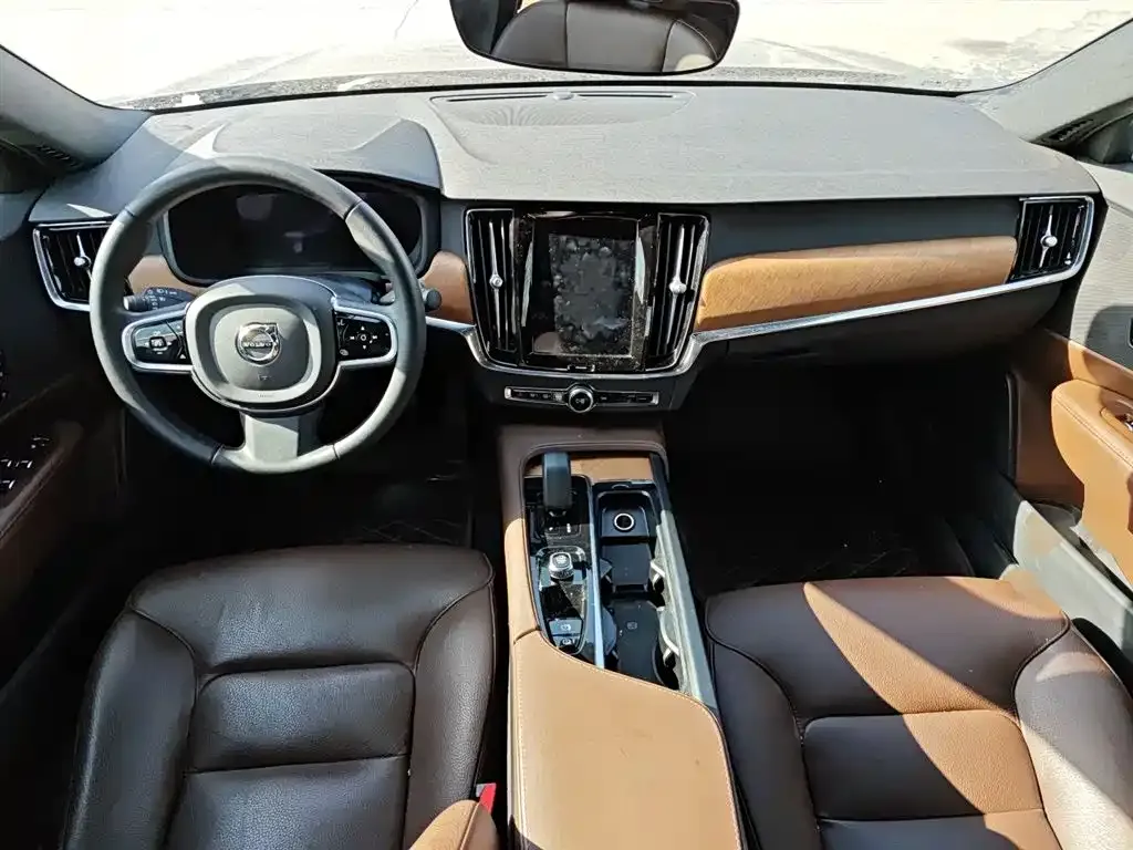 Volvo S90 — фото 2