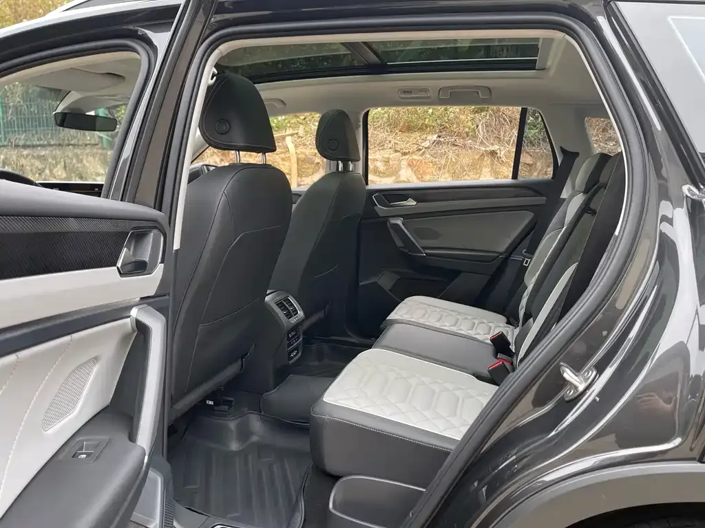 Volkswagen Tayron 2023 из CN, фото 7