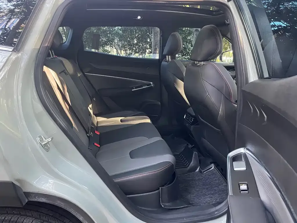 Geely Boyue 2024 из CN, фото 7
