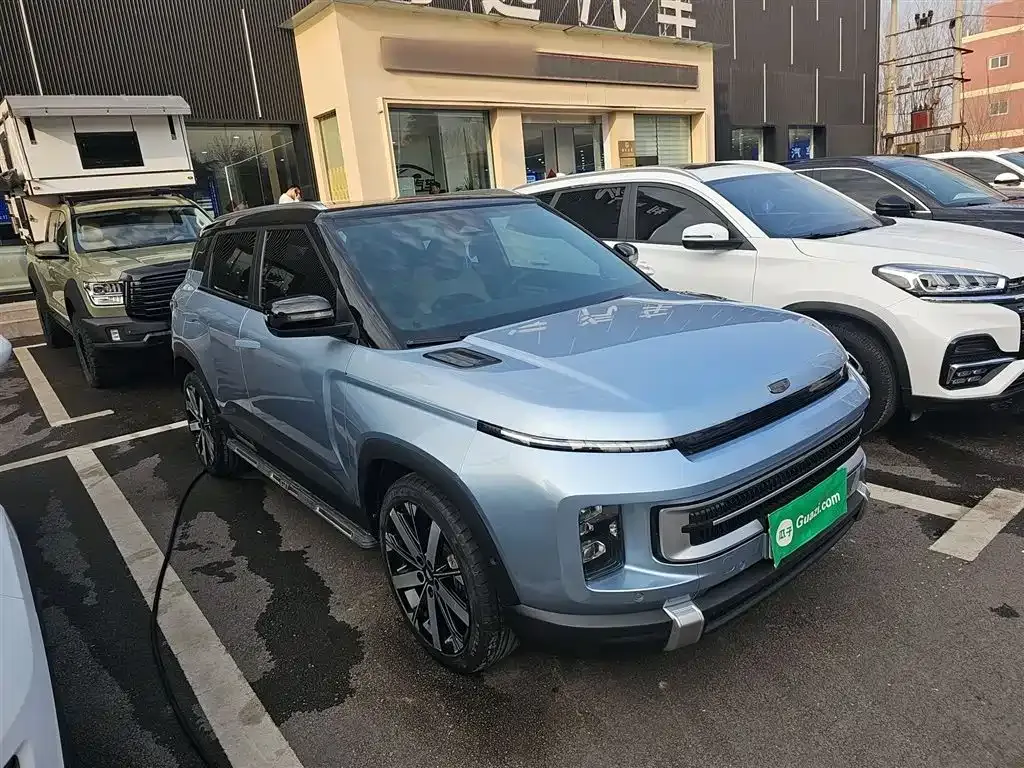 Geely Icon — фото 4