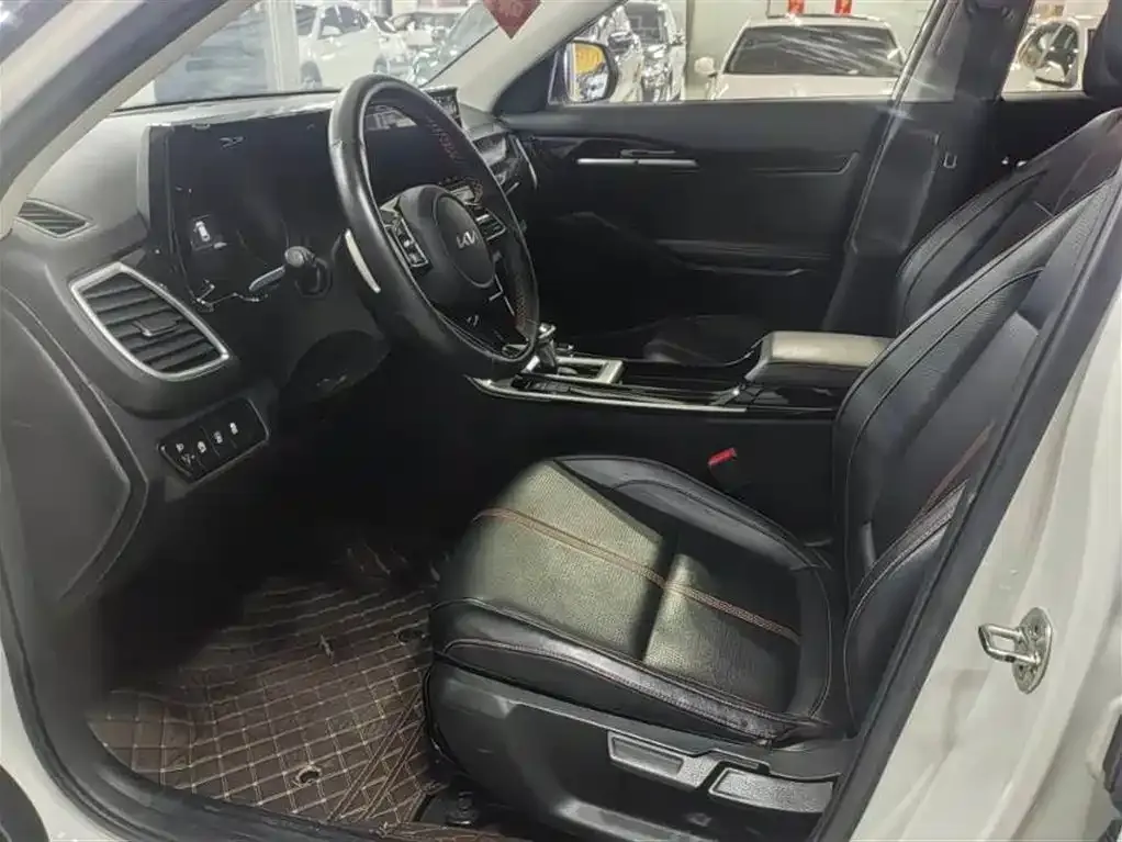 Kia KX3 2021 из CN, фото 5