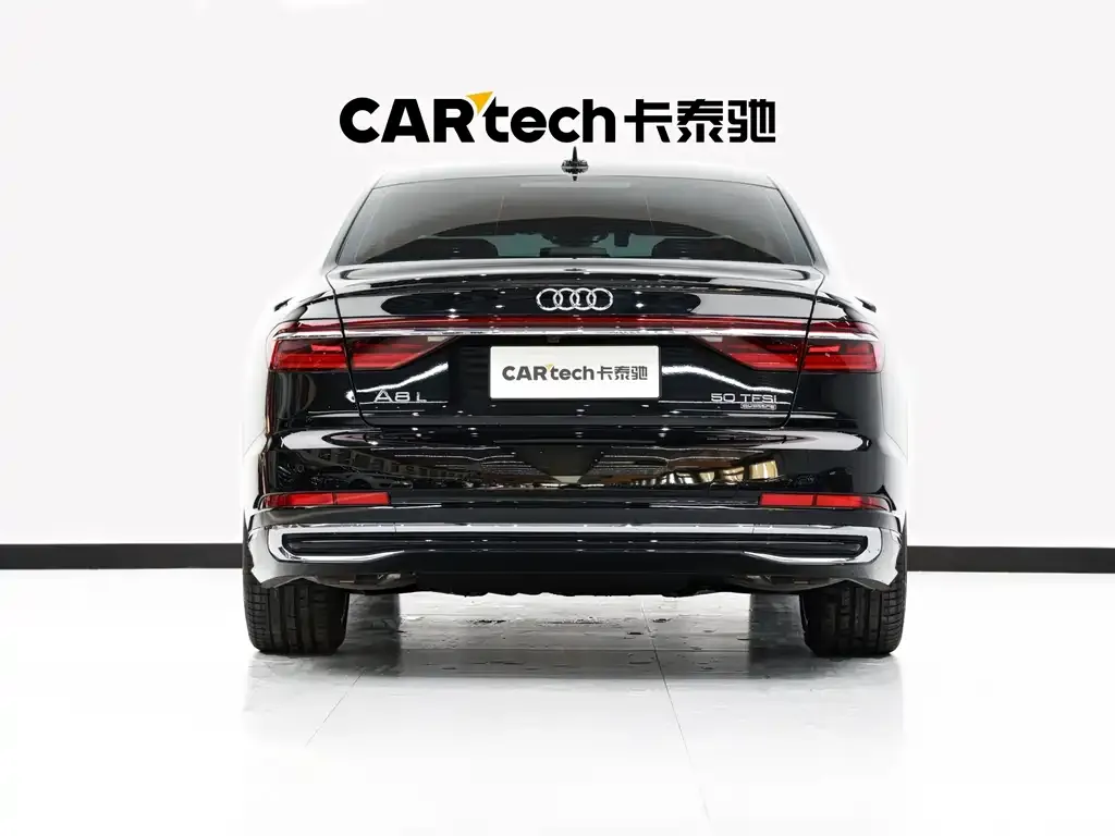 Audi A8 — фото 2
