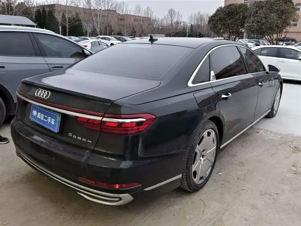 Audi A8 — фото 9
