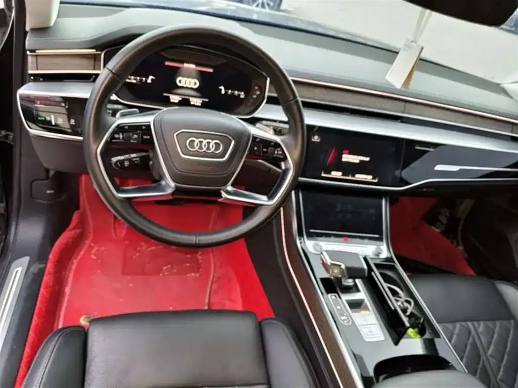 Audi A8 — фото 4