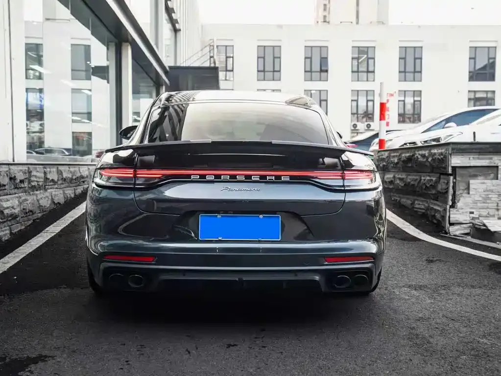 Porsche Panamera — фото 10