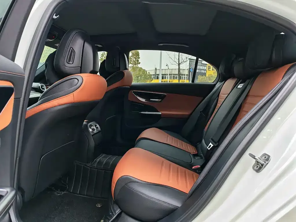Mercedes-Benz C-Class 2024 из CN, фото 2