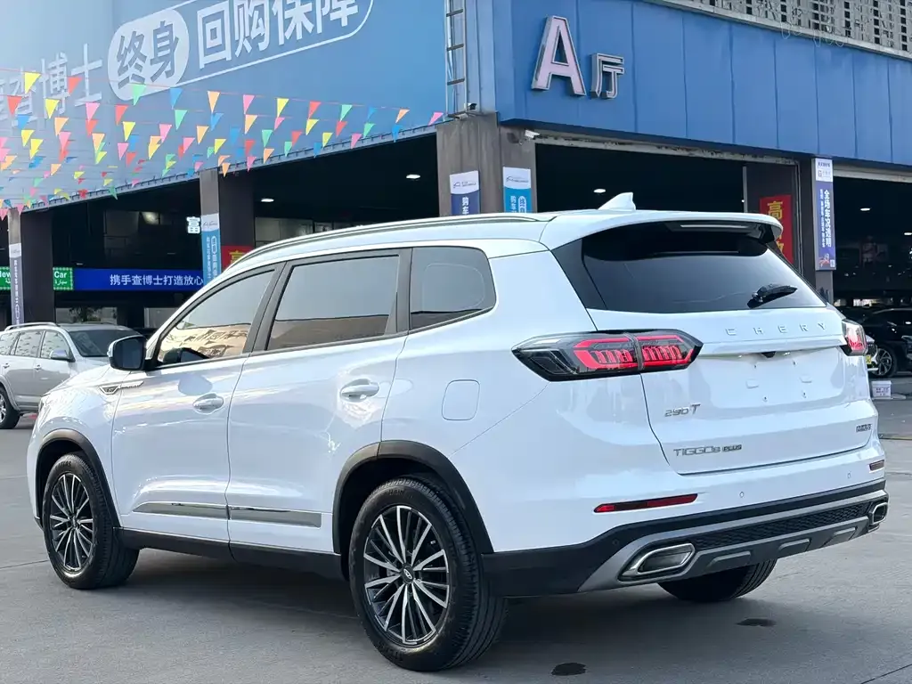 Chery Tiggo 8 PLUS — фото 8