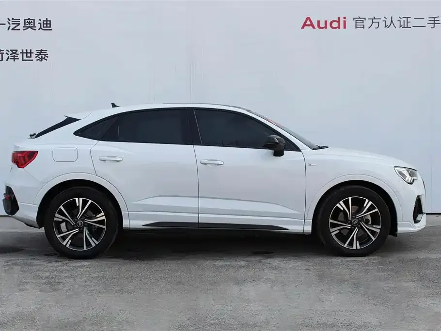 Audi Q3 Sportback — фото 7