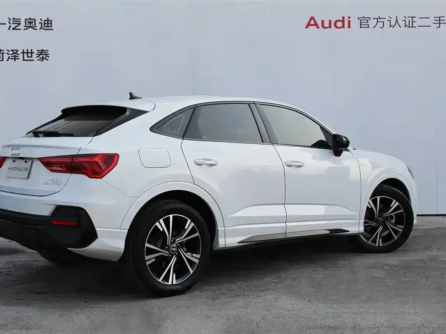 Audi Q3 Sportback — фото 8