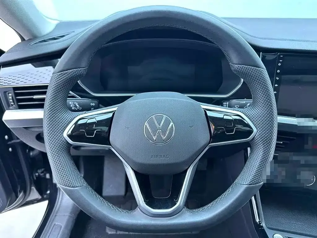 Volkswagen Passat — фото 5