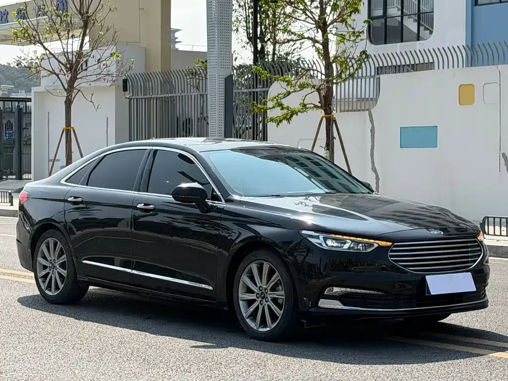 Ford Taurus 2022 из CN, фото 10