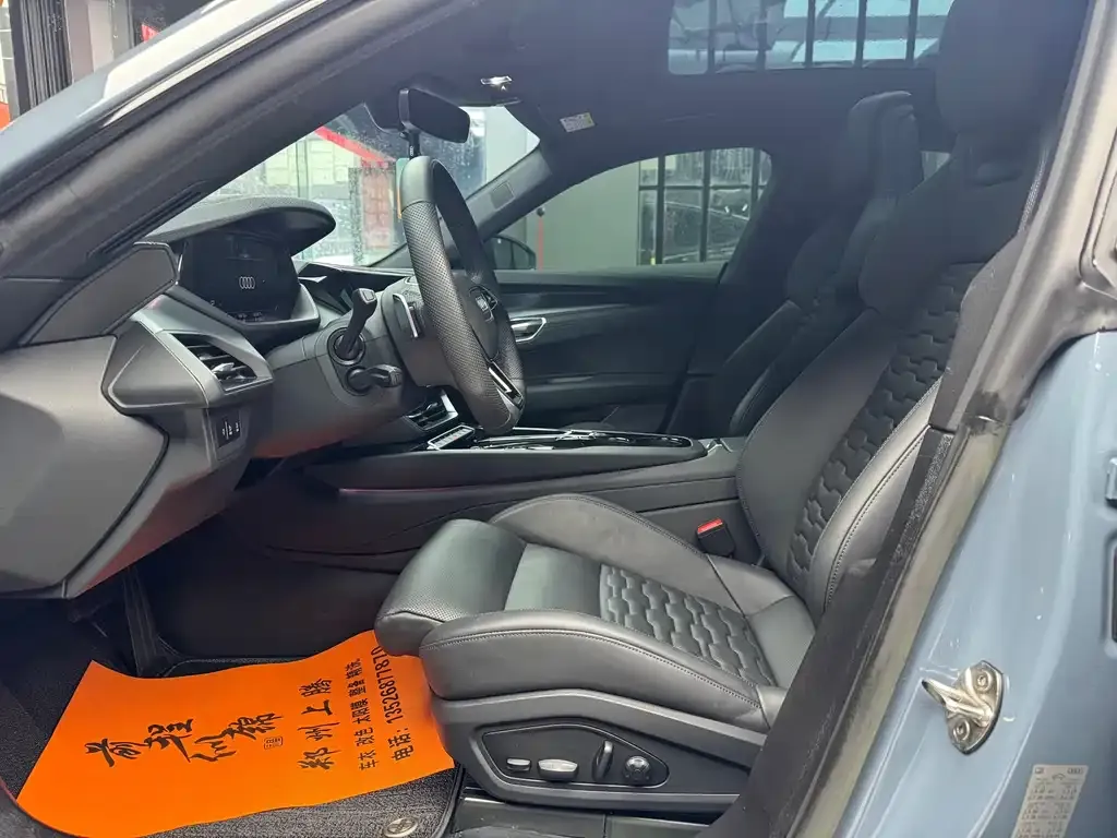 Audi e-tron GT 2024 из CN, фото 4