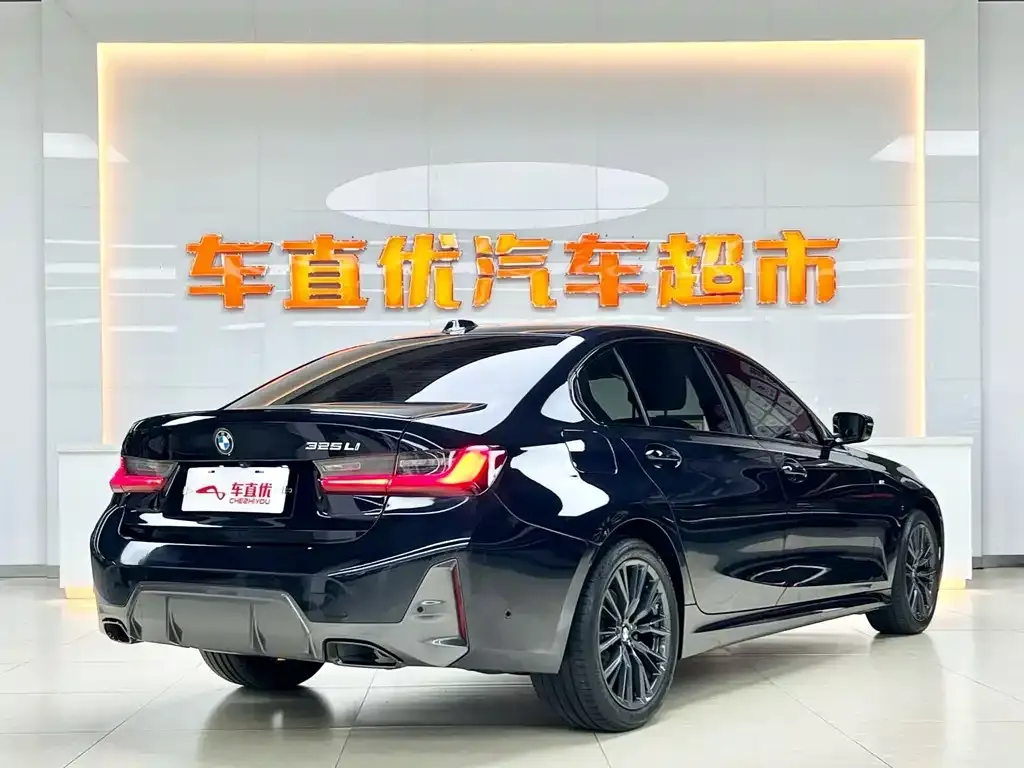BMW 3 Series 2024 из CN, фото 8
