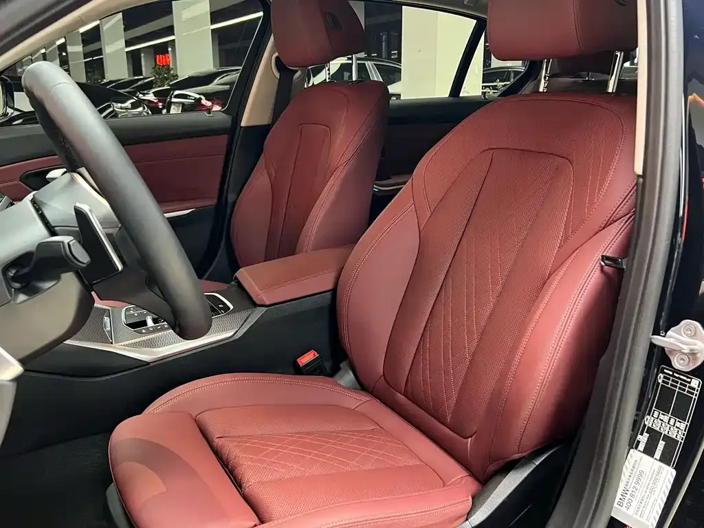 BMW 3 Series 2024 из CN, фото 9