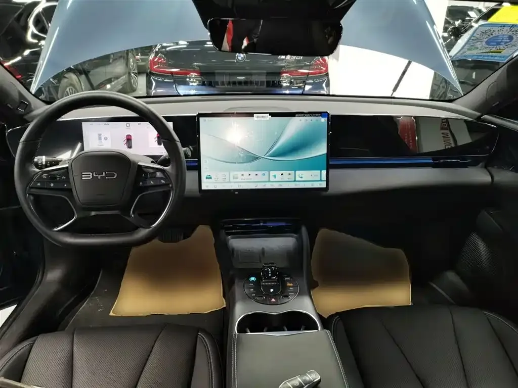 BYD Seal — фото 8