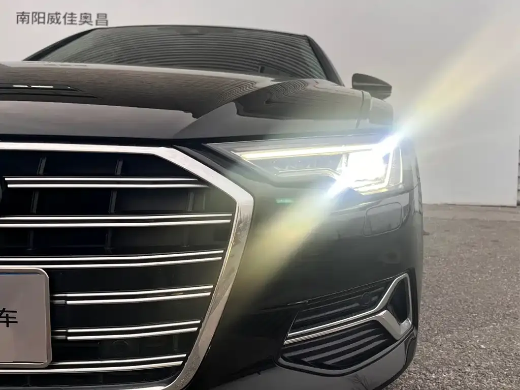 Audi A6L 2024 из CN, фото 3