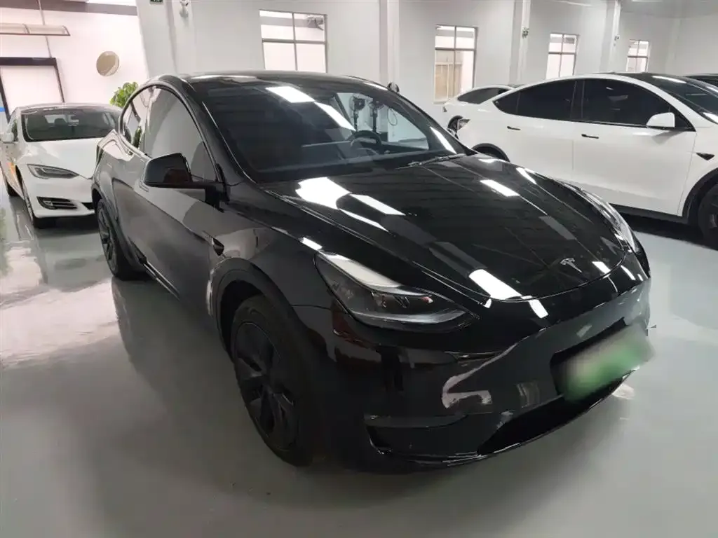 Tesla Model Y 2024 из CN, фото 3