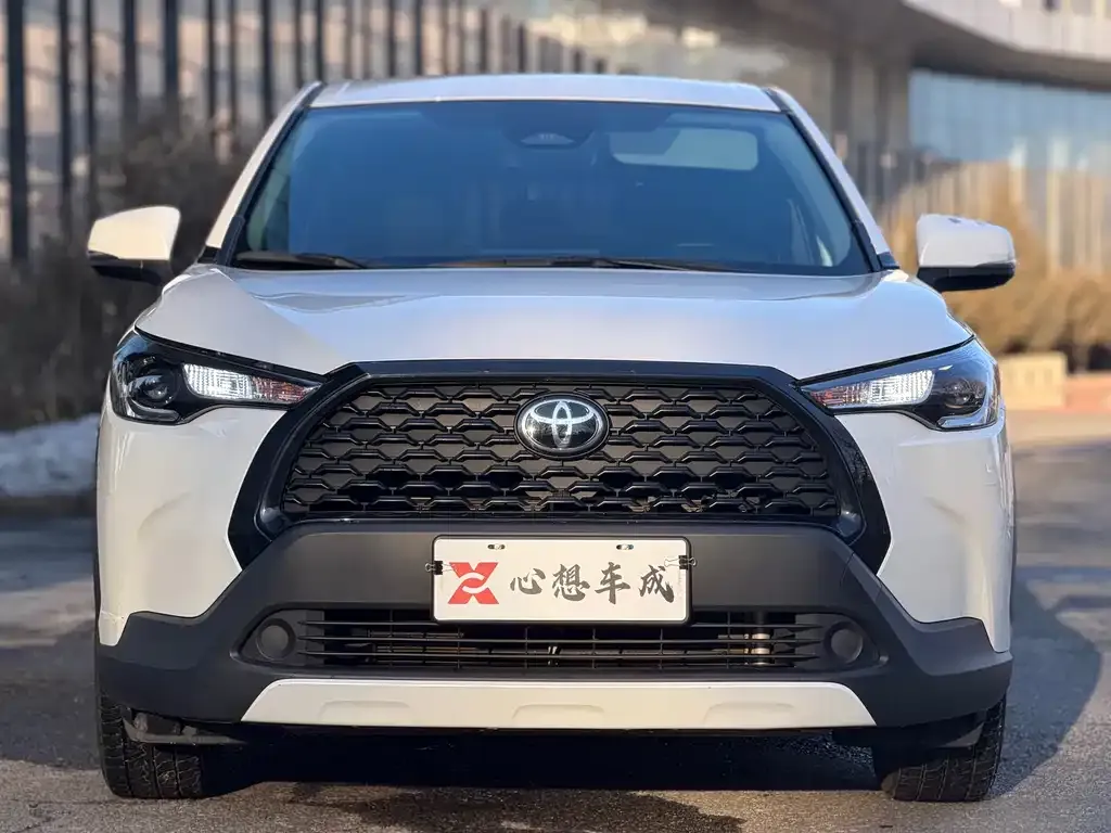 Toyota Corolla Cross — фото 3
