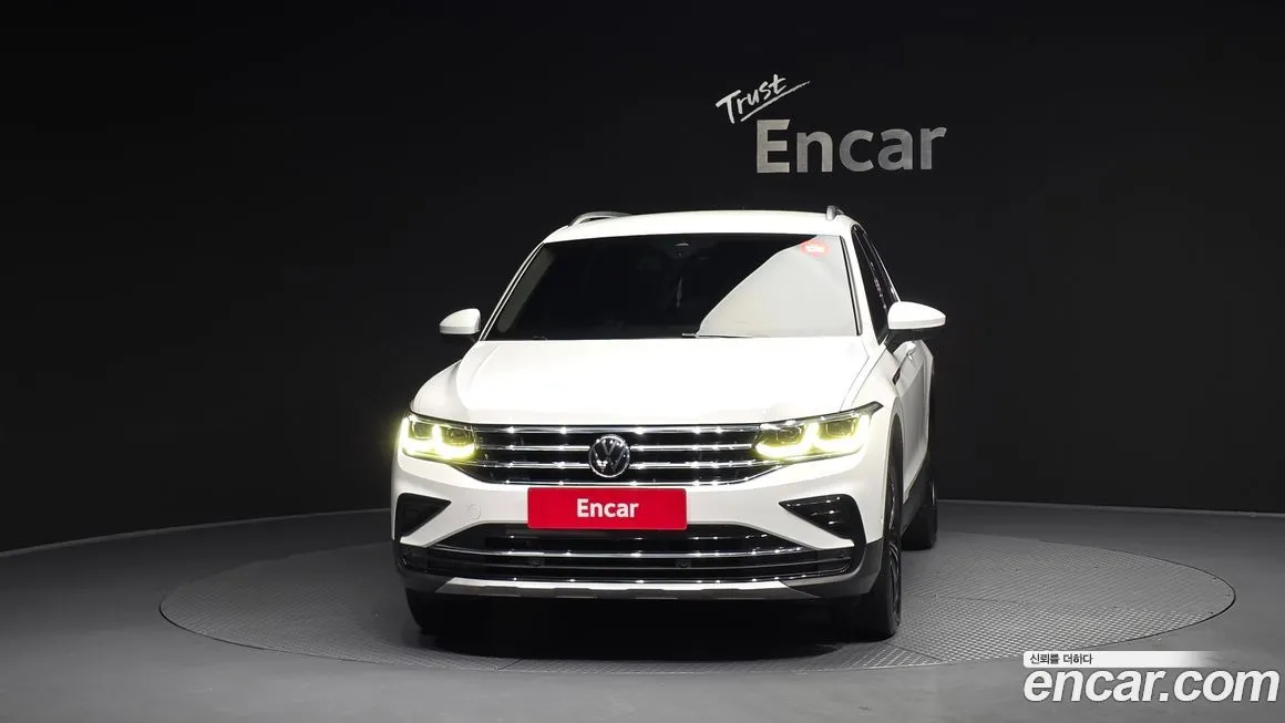 Volkswagen Tiguan — фото 4