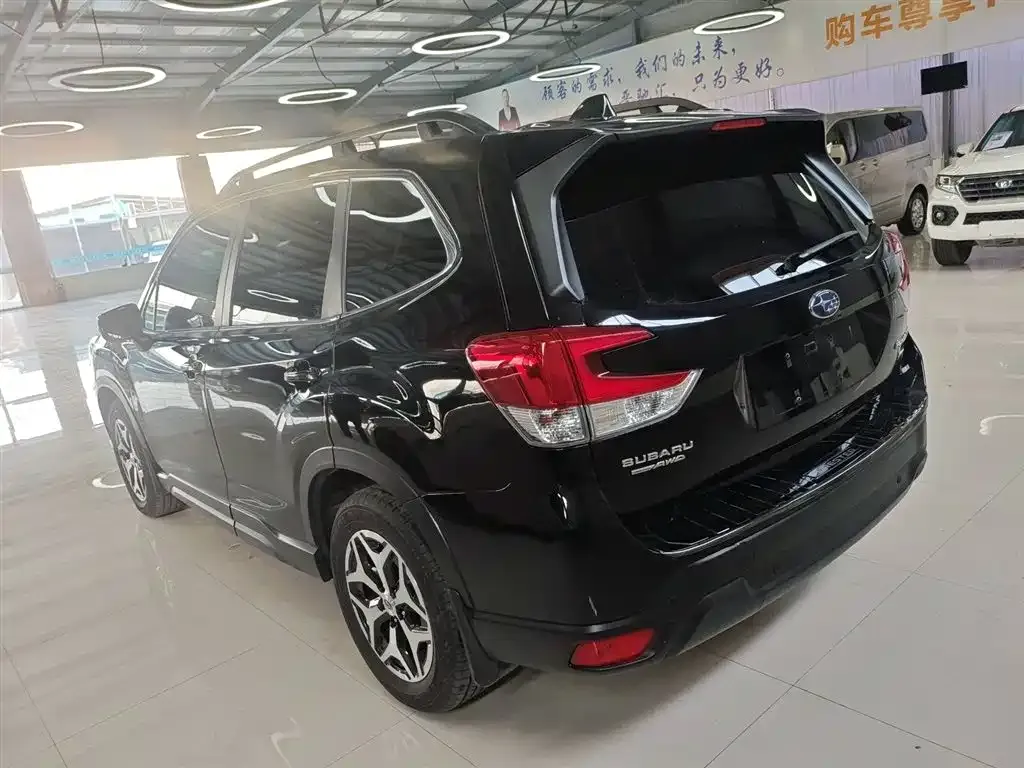 Subaru Forester 2022 из CN, фото 4
