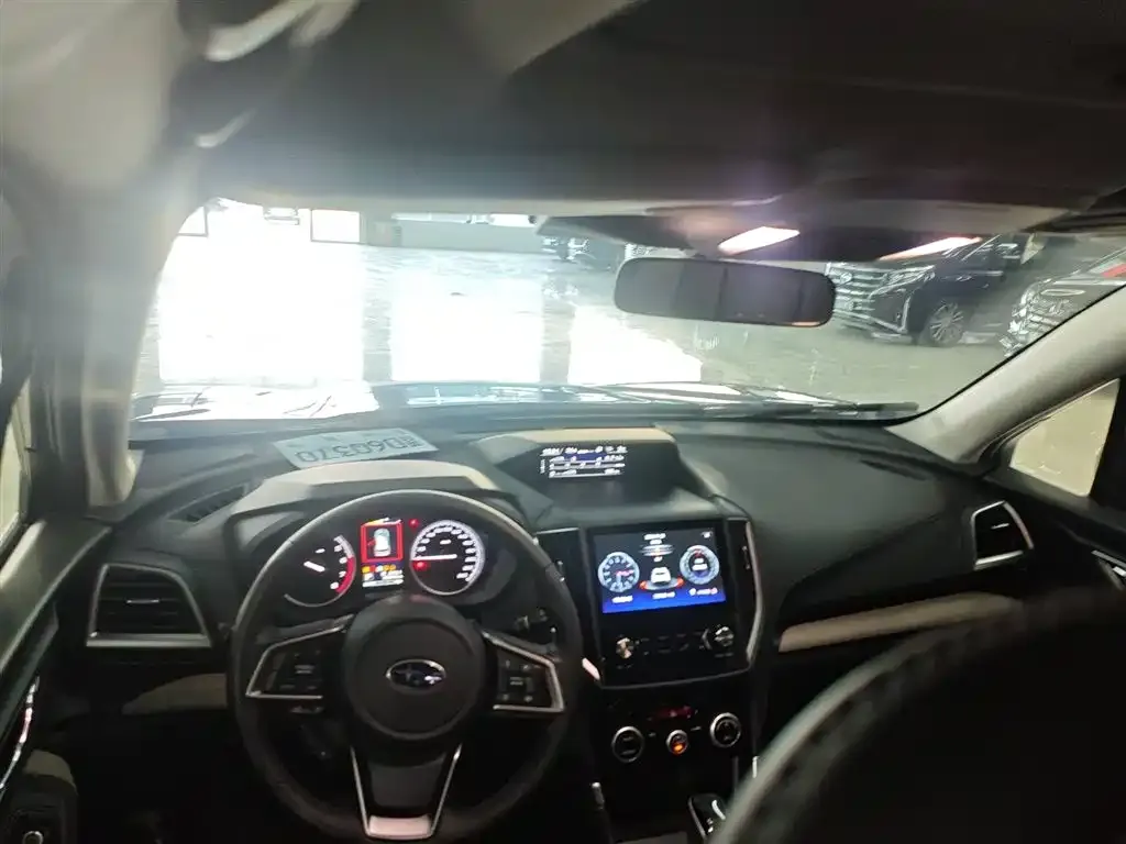 Subaru Forester 2022 из CN, фото 2