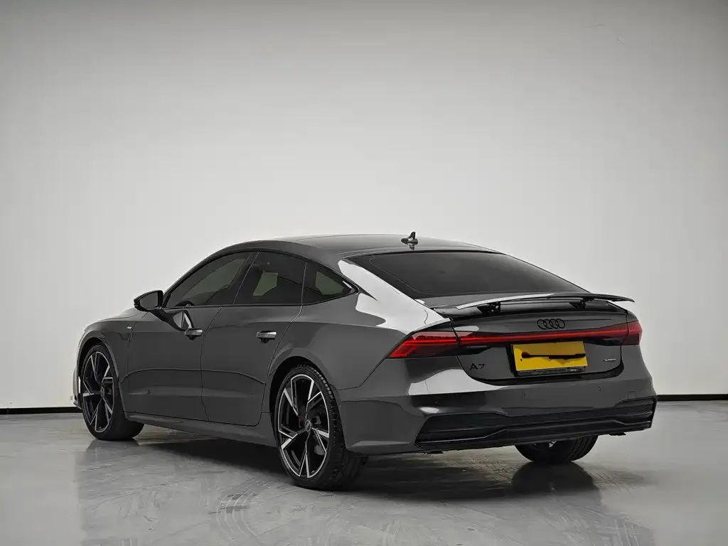 Audi A7 — фото 9