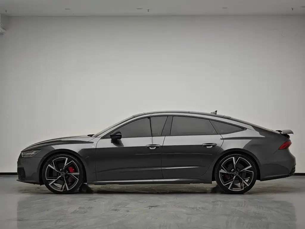 Audi A7 — фото 10
