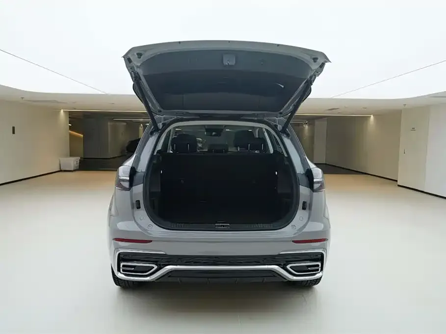 Hongqi HS5 2023 из CN, фото 8