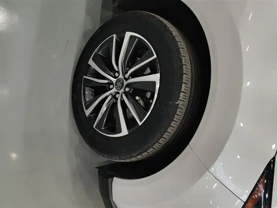 Toyota Harrier 2022 из CN, фото 2