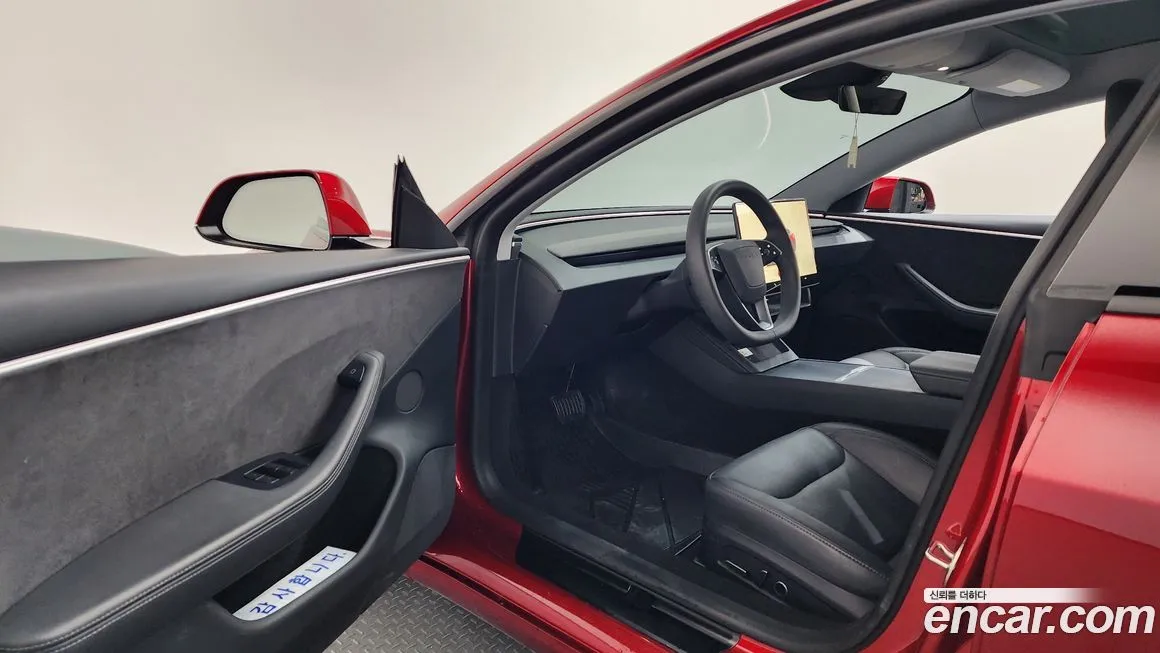 Tesla Model 3 2024 из KR, фото 8