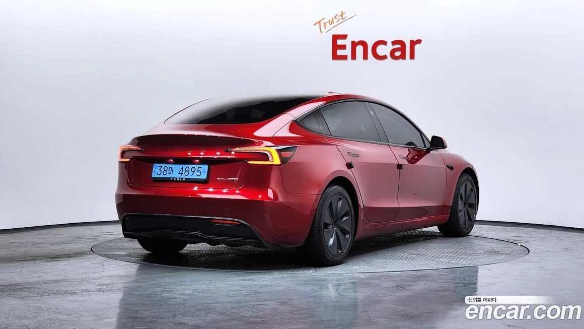 Tesla Model 3 2024 из KR, фото 4