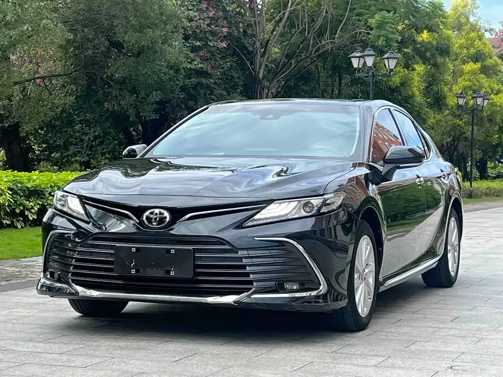 Toyota Camry 2023 из CN, фото 1