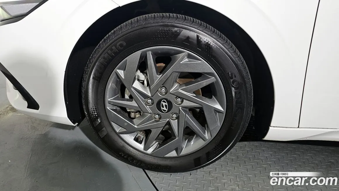 Hyundai AVANTE — фото 6