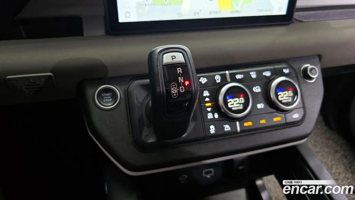 Land Rover Defender 2022 из KR, фото 2