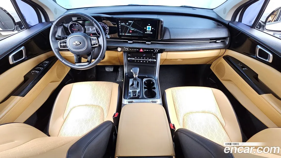 Kia Carnival — фото 10