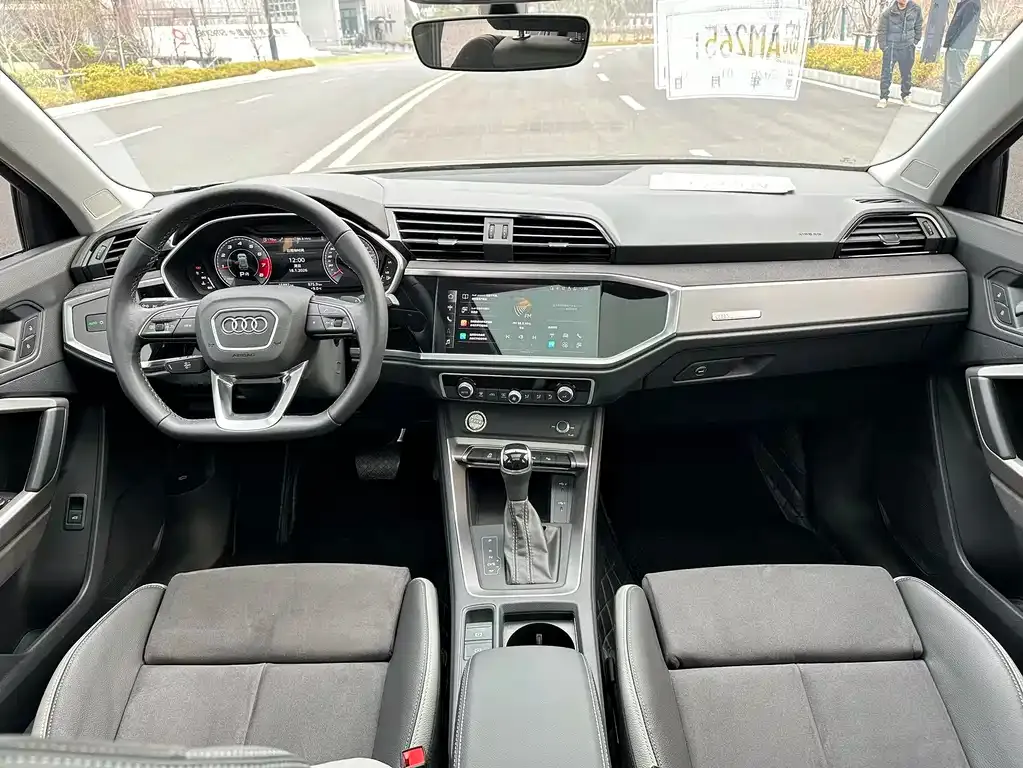 Audi Q3 2022 из CN, фото 3