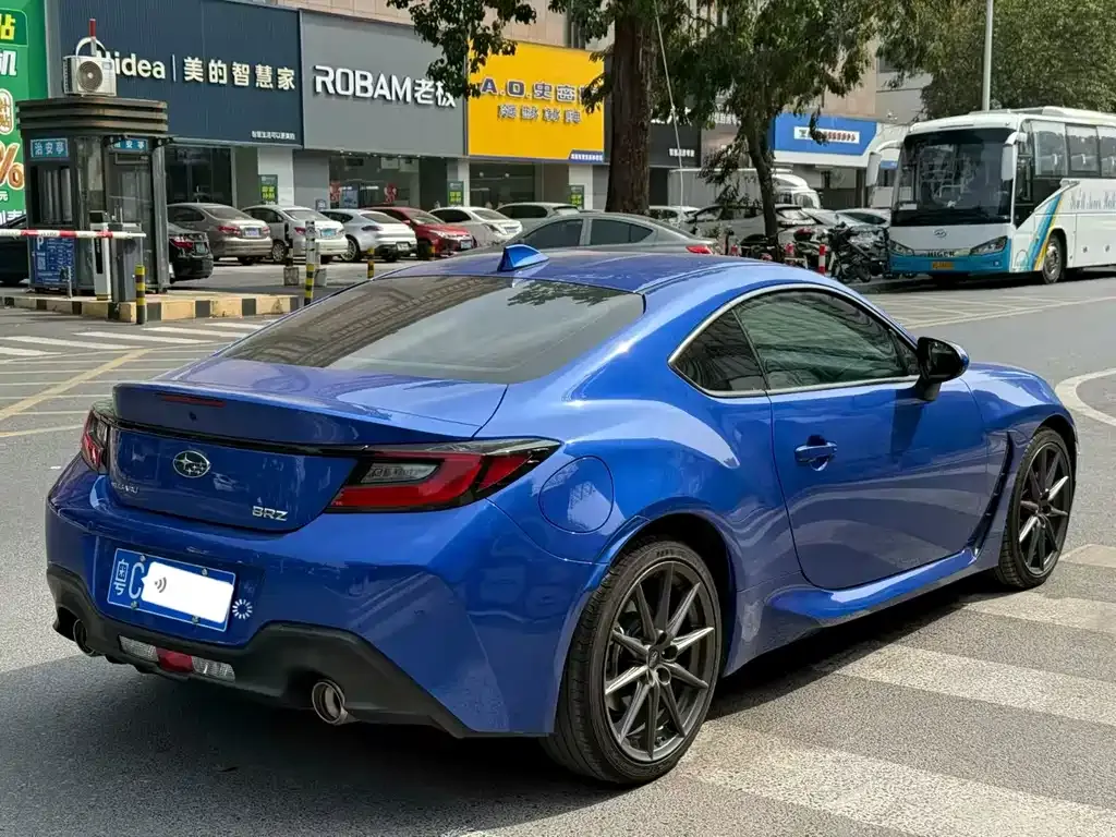 Subaru BRZ 2022 из CN, фото 3